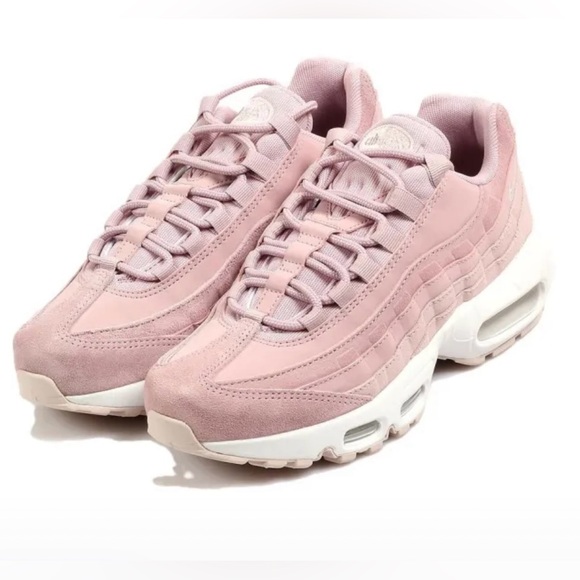 Nike Shoes - NIB*Womens NIKE AIR MAX 95 Premium *size 7